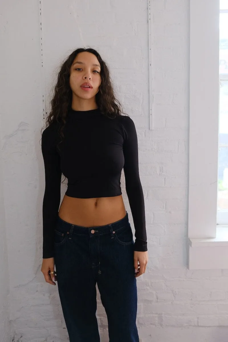Dilek Mock Neck Crop Top